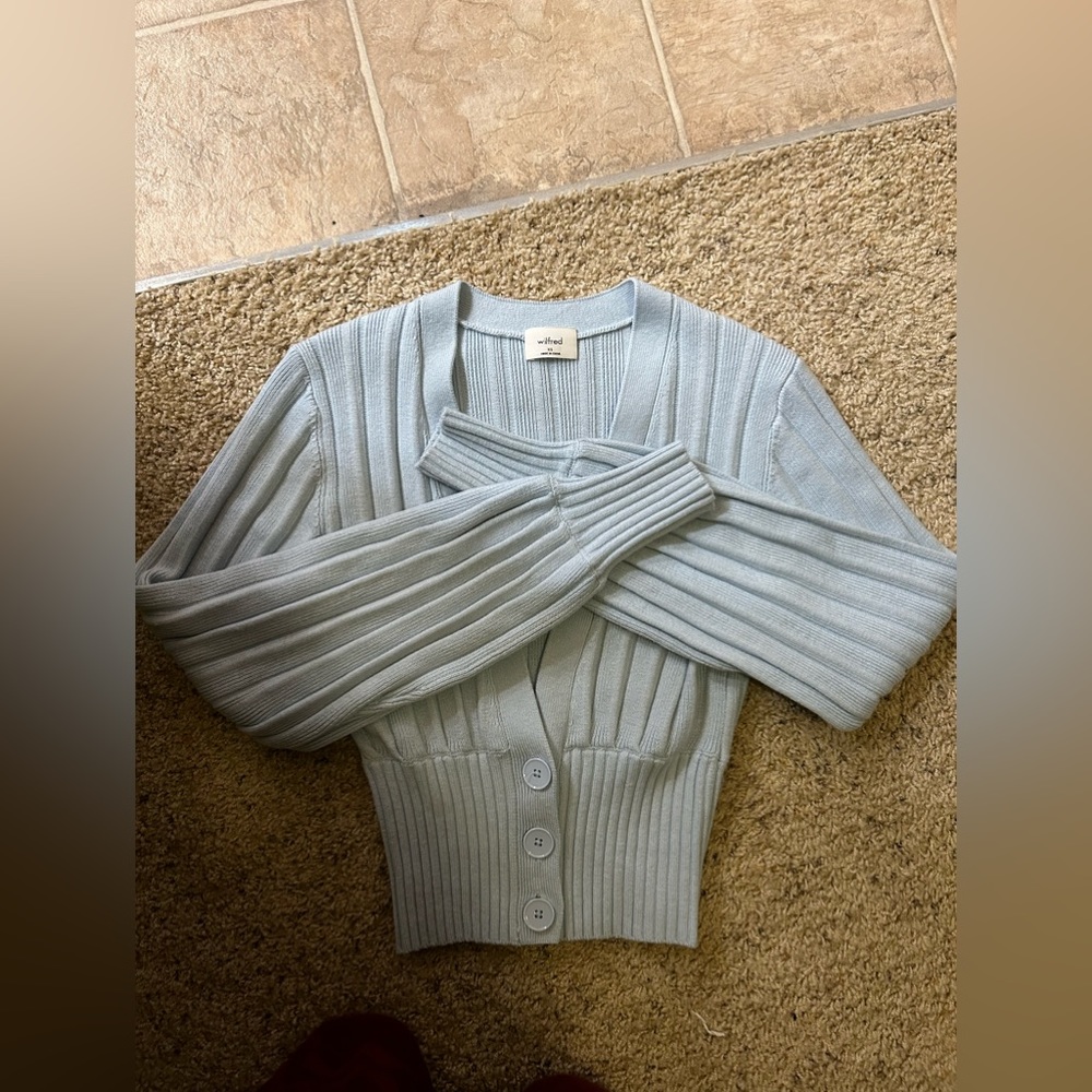 ❌SOLD ❌ Aritzia Wilfred Free Cardigan in XS - light blue